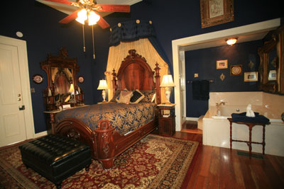 Claiborne House Bed & Breakfast