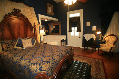 Claiborne House Bed & Breakfast